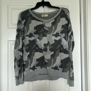 Hollister camo grey sweater size M